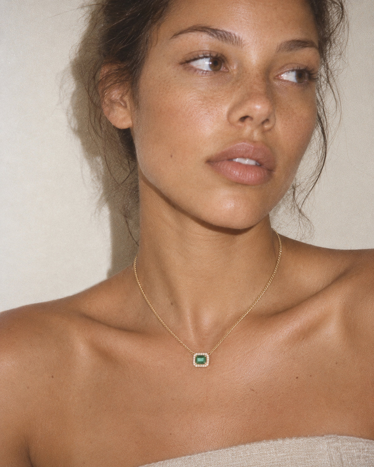 Amara Emerald & Diamond Necklace