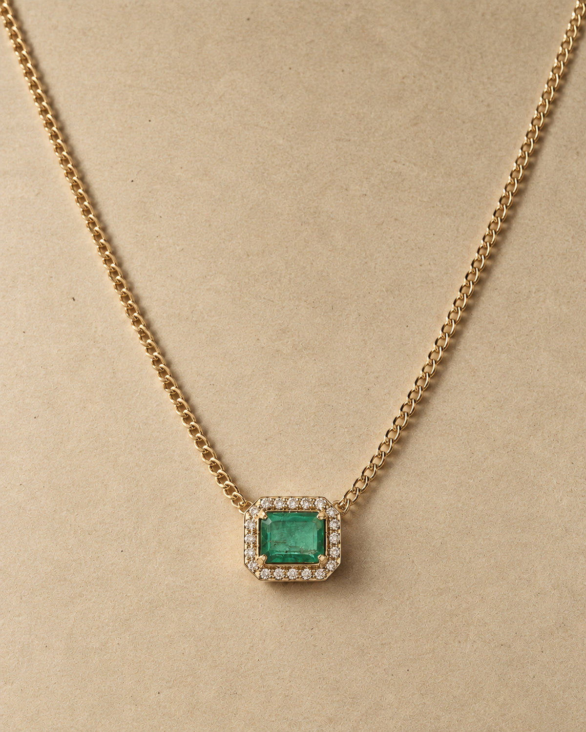 Amara Emerald & Diamond Necklace