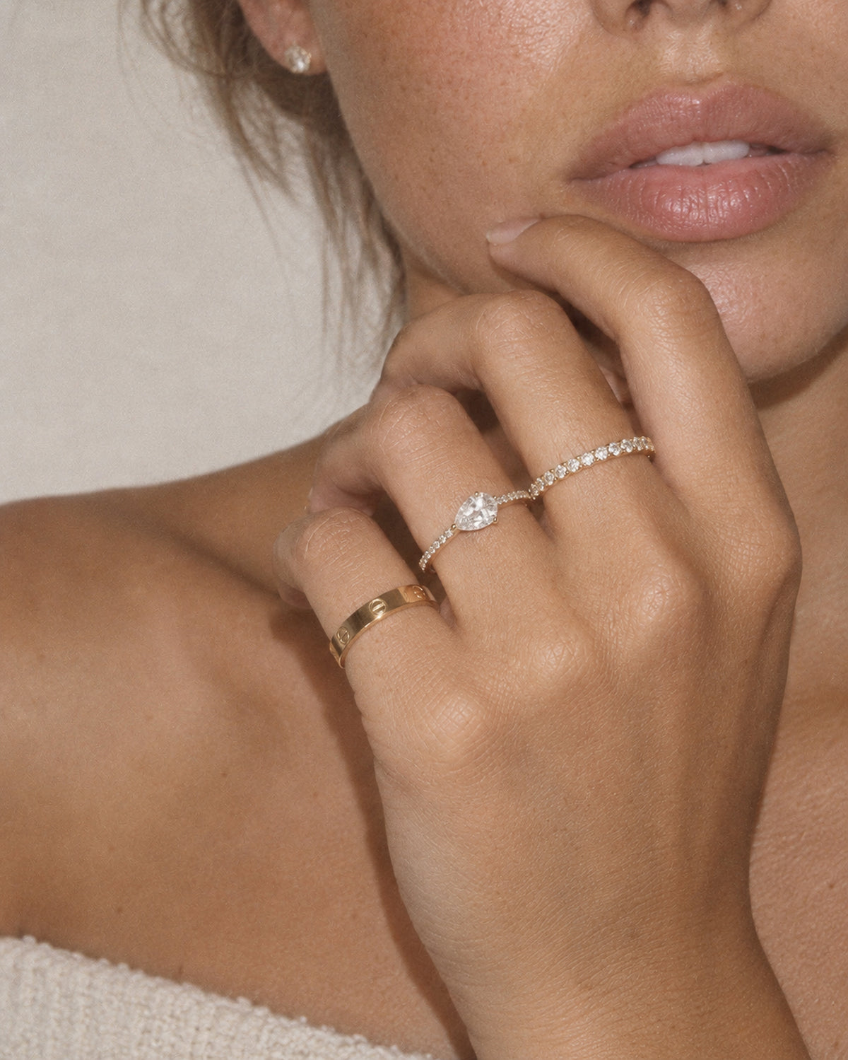 Leonie Pear Diamond Ring in Gold